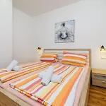 Apartamento Ivka *